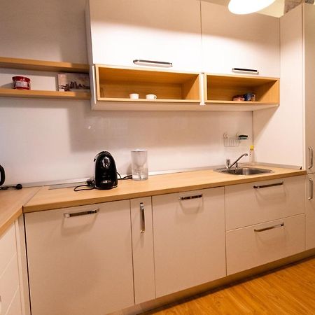 Ardor Apt - Bright And Secluded Apartment In The Heart Of Old Town Brașov Exterior foto